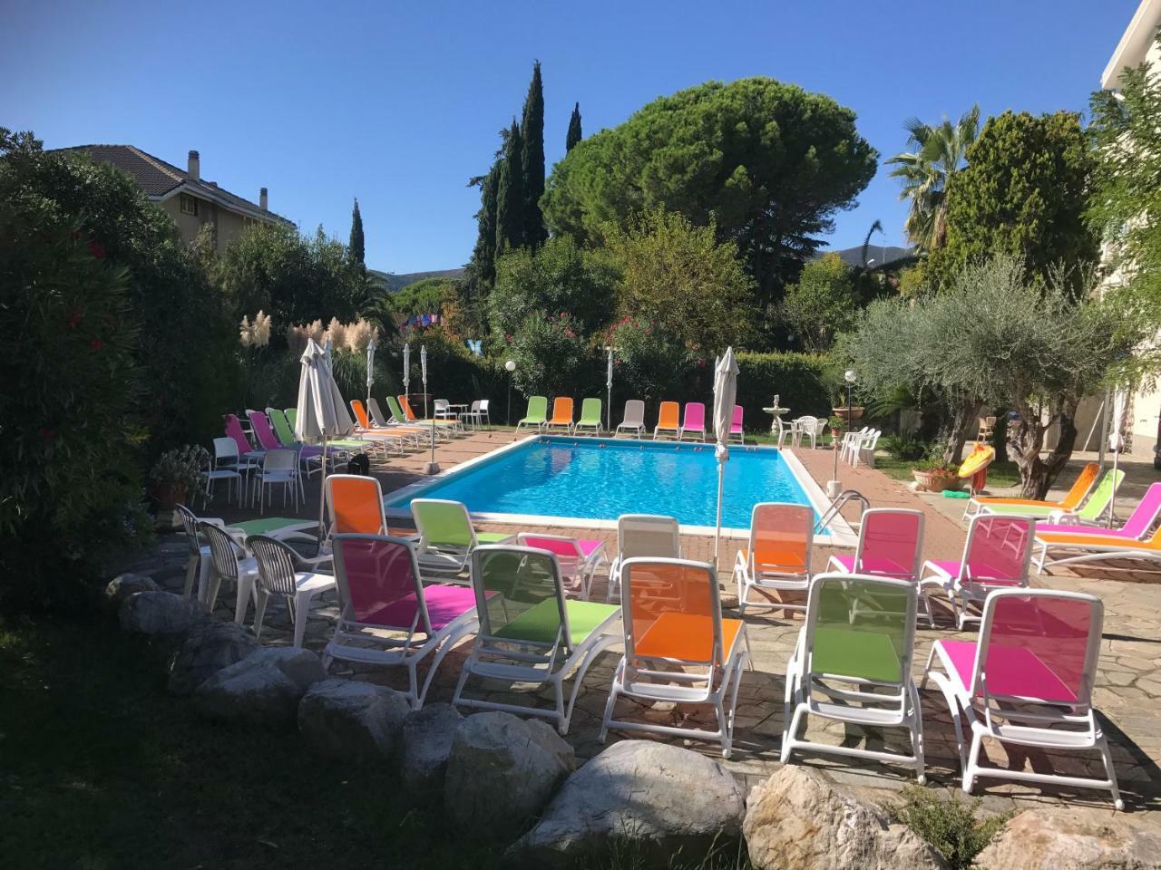 Le Villette Di Villa Paola Loano Exterior photo